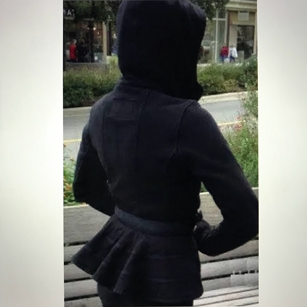 Lululemon Limited Edition ruffle up scuba hoodie